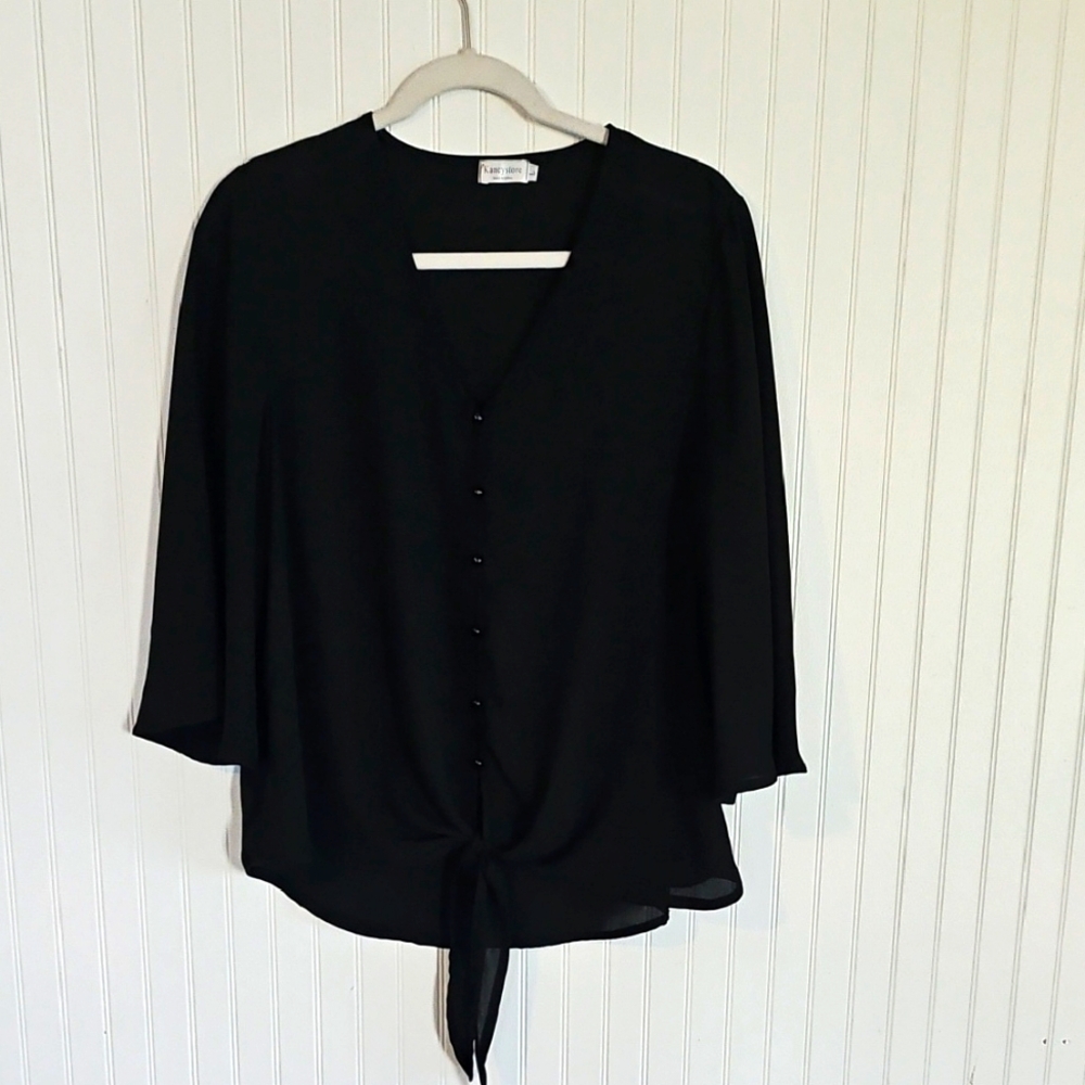 Chic Black Blouse with Elegant Design